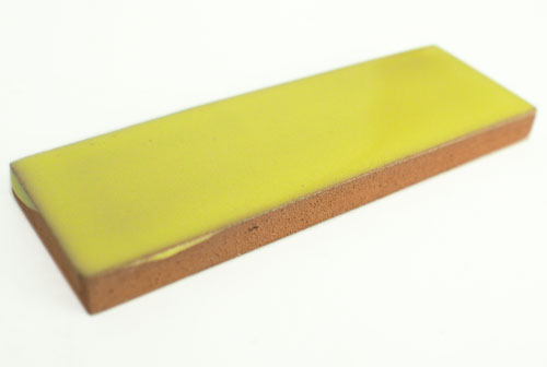 9-8-56-29 - Riemchen 3,3 x 10 cm, amarilla