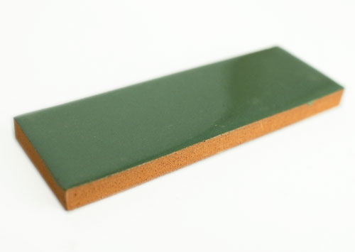 9-8-56-41 - Riemchen 3,3 x 10 cm, grün oscuro